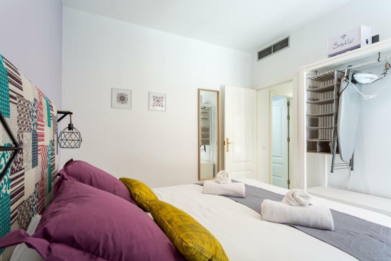 Uniko Home Sevilla Exterior foto